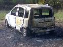Auto bruciata nel bosco di Basovizza (2-2)